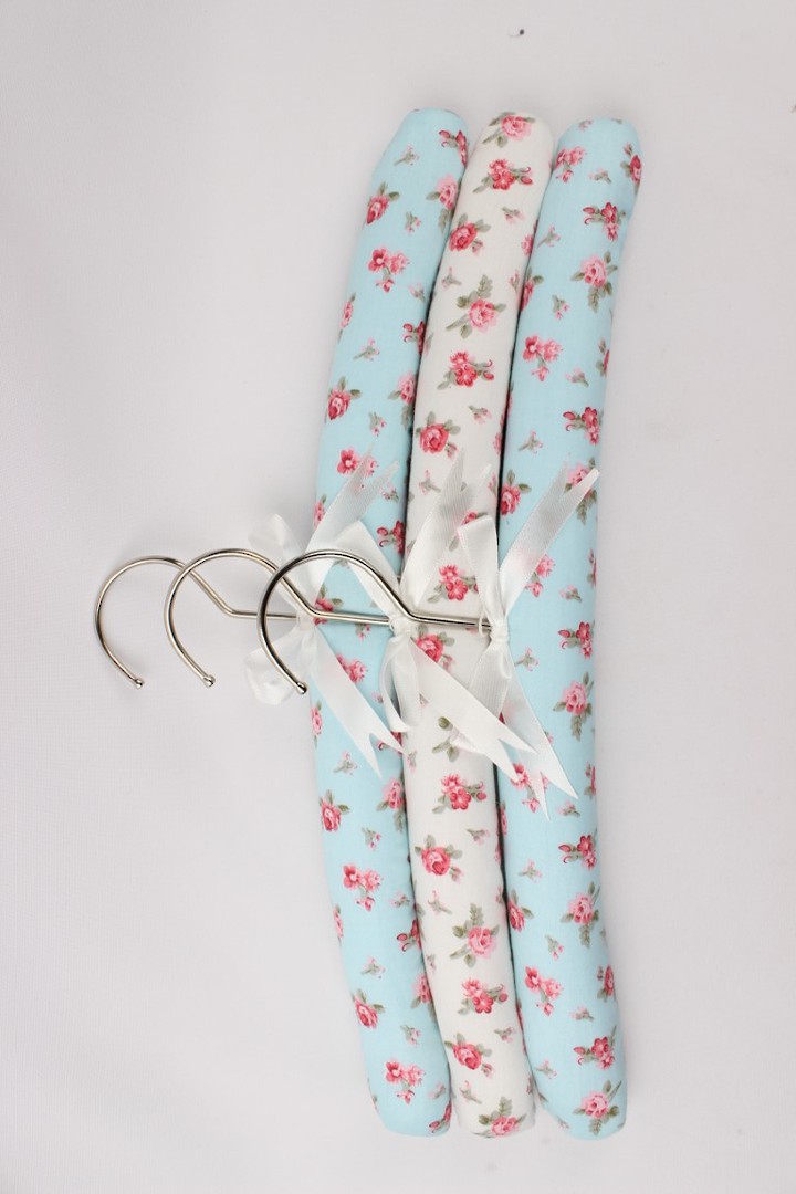 Printed padded coat hangers-set of 3 'Summer' Code:EH/SUM image 0
